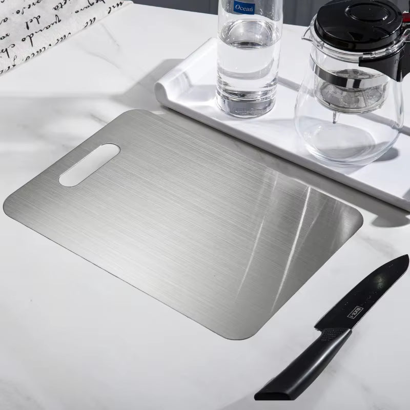 Customized Gr2 Titanium Cutting Board in 1Mm 1.5Mm 2Mm 3Mm Thickness Hot Rolled Technique Welded Process